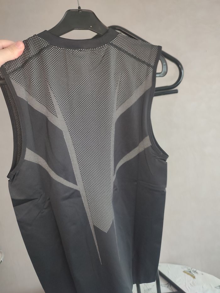 Débardeur Gymshark Onyx 5.0 - photo numéro 3