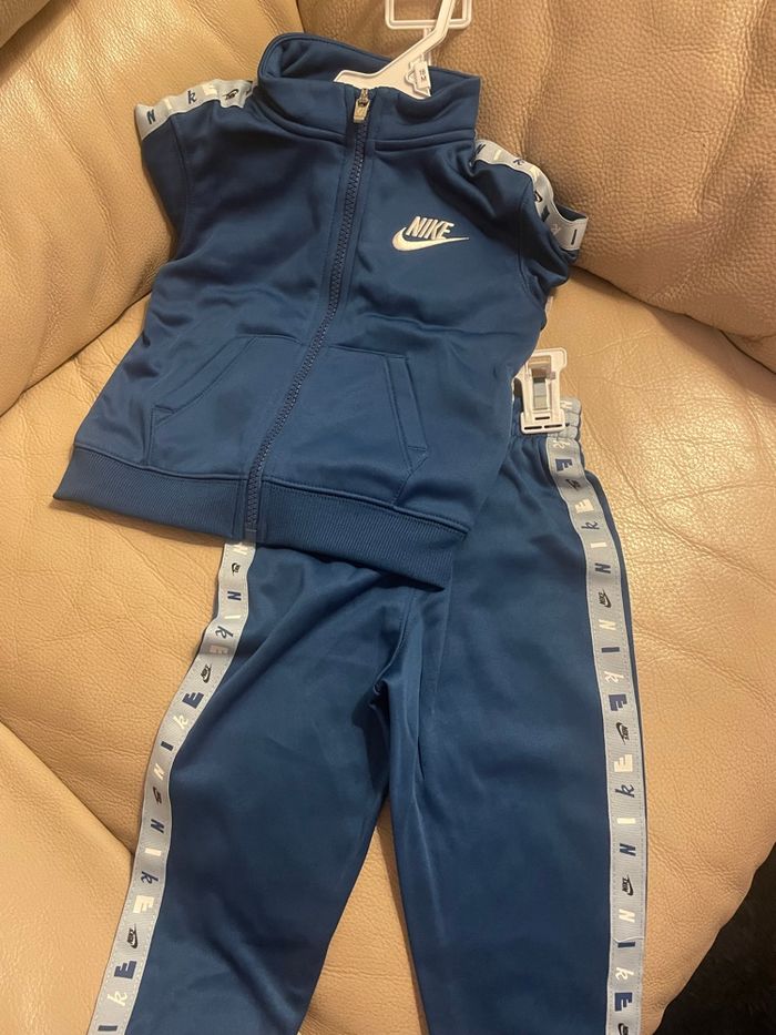 Ensemble Nike - photo numéro 2