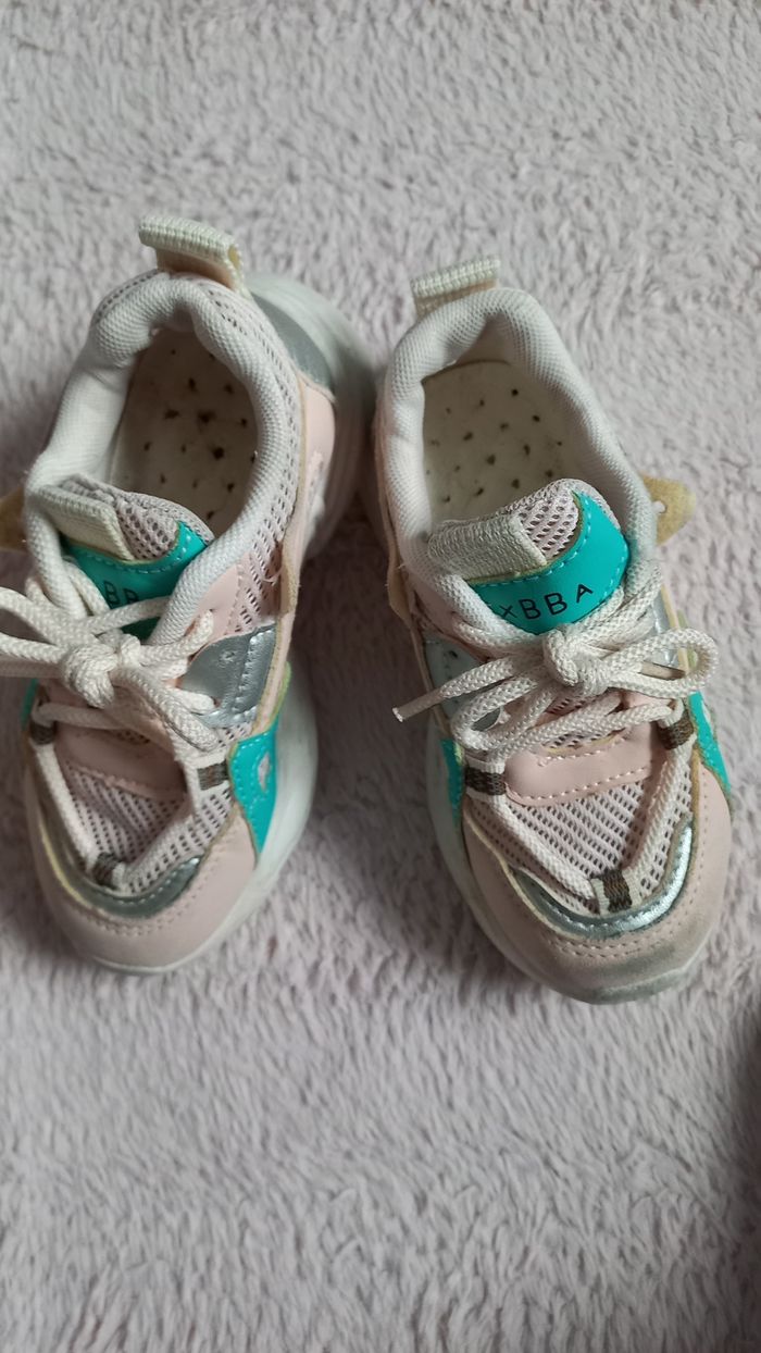 Lot de chaussures peinture 27 - photo numéro 5