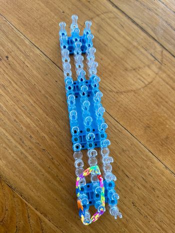 Outil de fabrication de bracelets