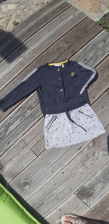 Ensemble fille 3 ans jupe et gilet laine