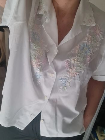 Chemisier broderie vintage 🌸  fleurs