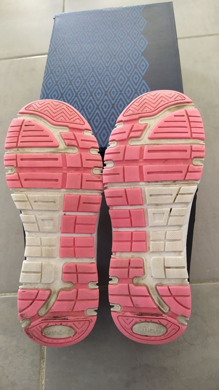 Baskets Umbro fille en 35 - photo numéro 8