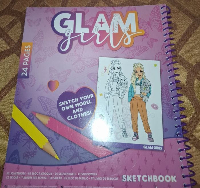 Cahier dessin mode (type top model) - photo numéro 3