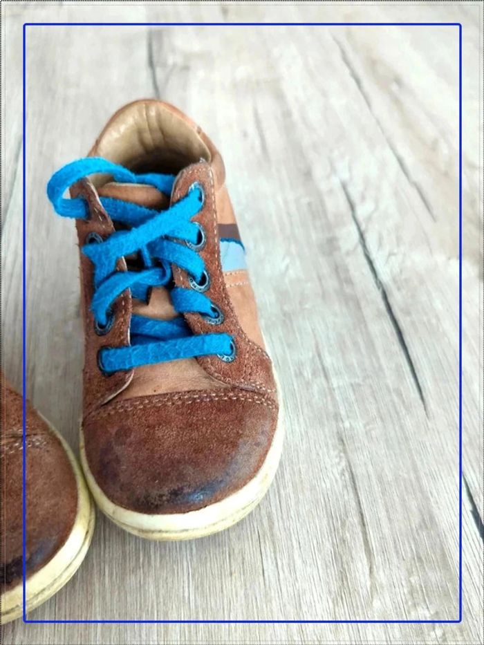 Chaussures taille 22 - photo numéro 3