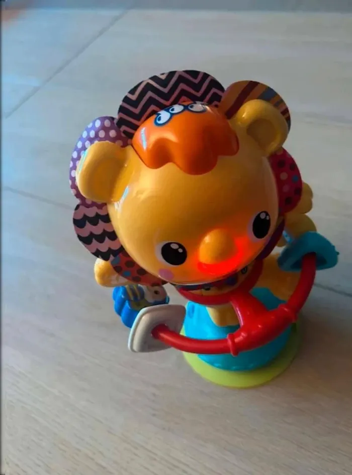 Hula  hoop  p tit  lion  à  ventouse  vtech - photo numéro 3