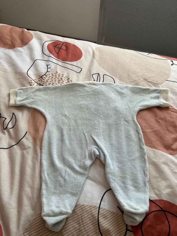 Pyjama bleu ciel taille 54cm/1 mois - photo numéro 2
