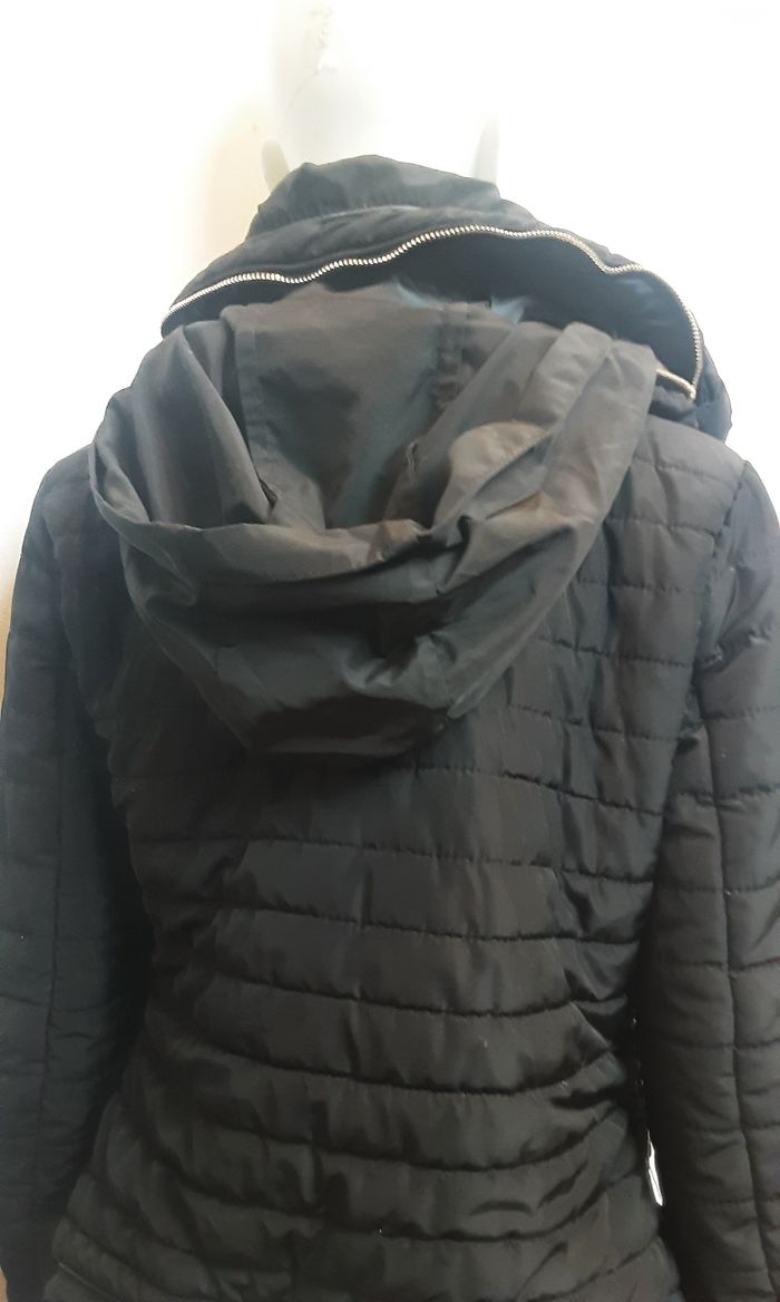 Doudoune  /manteau  chaud noir avec une tirette doré pour femme Taille 36 Only Fashion - photo numéro 10