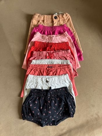 Lot 9 shorts 18 mois