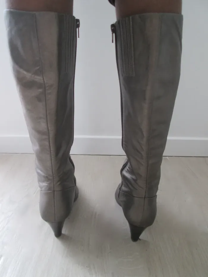 bottes - photo numéro 3