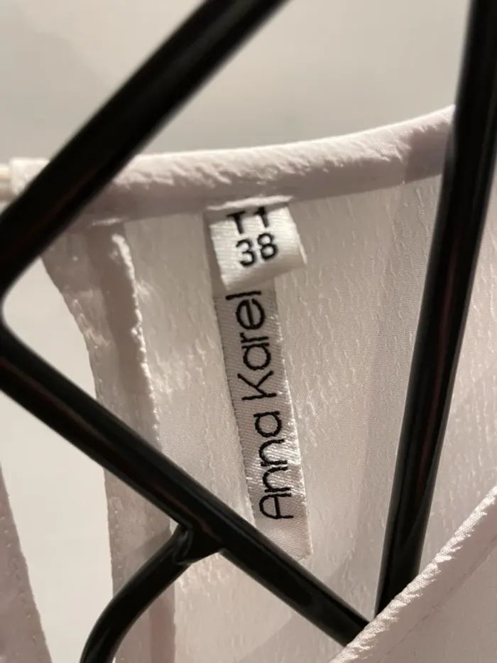 Blouse blanche Anna Karel taille M -38 très bon état - photo numéro 7