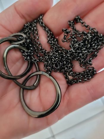 Collier sautoir noir