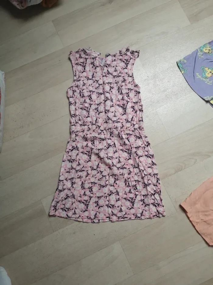 Lot robe d'été 8ans - photo numéro 3