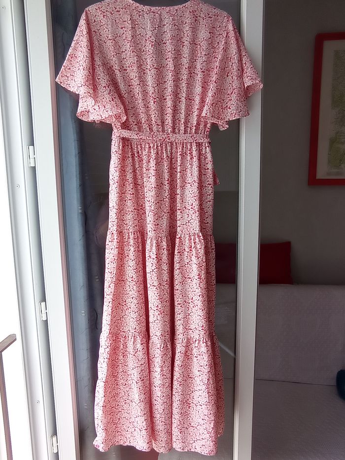 ROBE Longue SHEIN Rose fleurie. - photo numéro 2