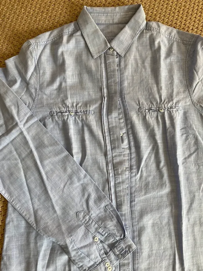 Chemise bleue - photo numéro 2