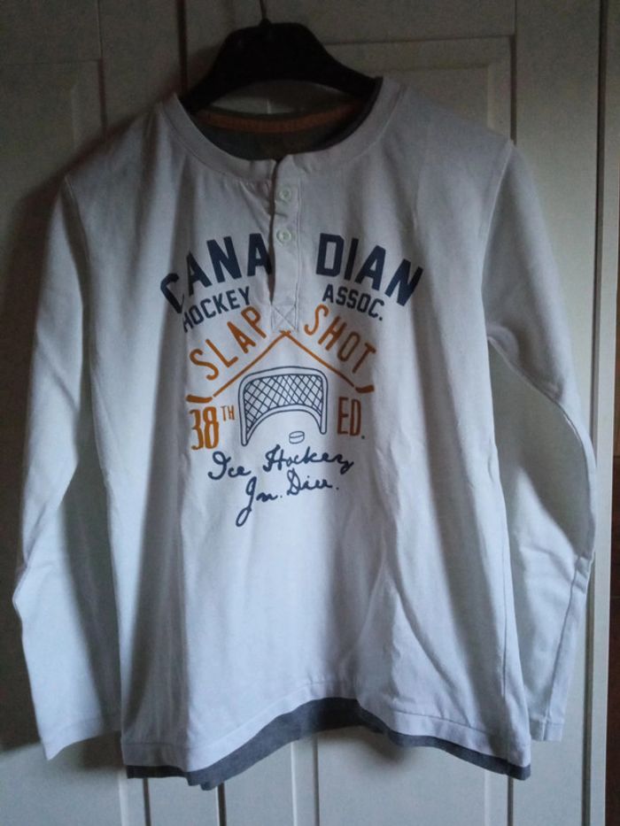 Tee shirt manches longues 9/10 ans