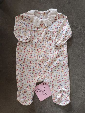 Pyjama fleuri col 9 mois