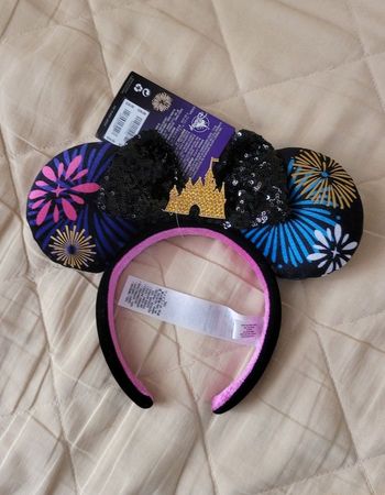 Ears/ oreilles Minnie main attraction