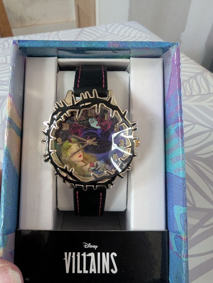 Montre la belle au bois dormant neuf - photo numéro 5