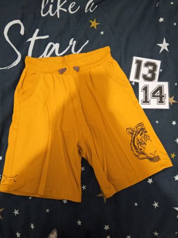 Short jaune _ T.13/14 ans