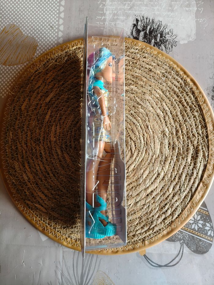 Cléo DeNile Budget Doll - photo numéro 3