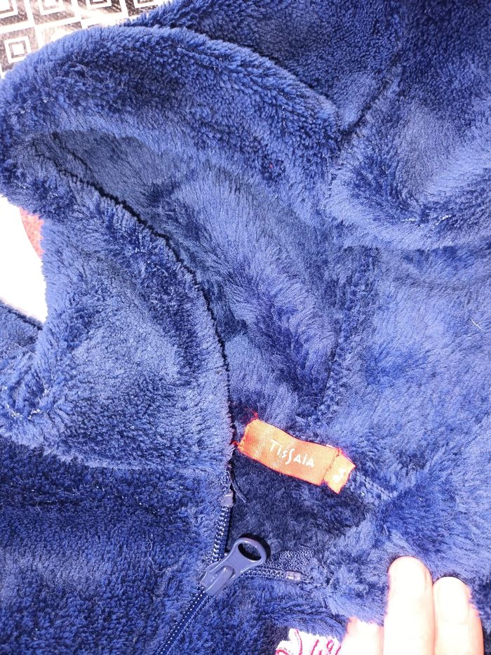 Veste poilue comme Neuve taille 3 ans - photo numéro 3
