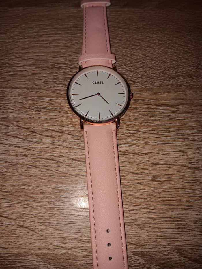 Montre femme neuve