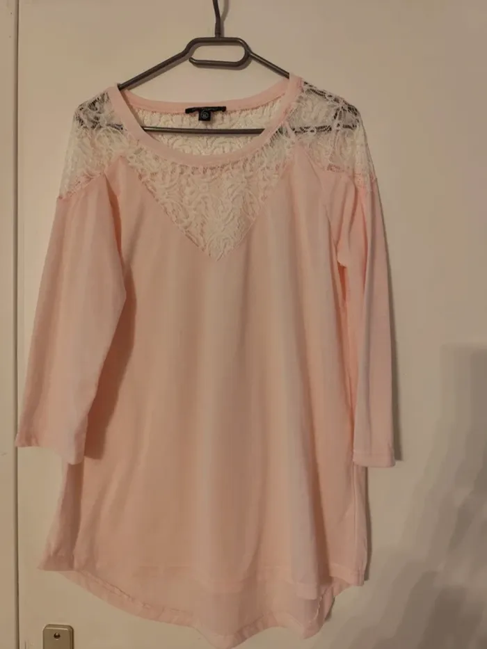 Tss rose et dentelle - photo numéro 2