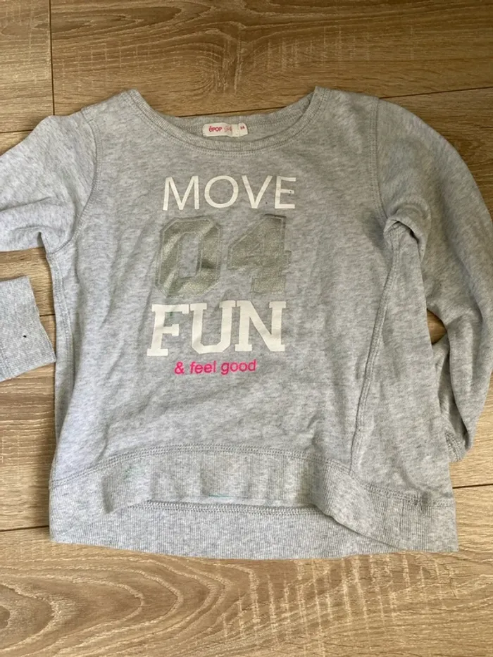 Pull sport fille 8 ans
