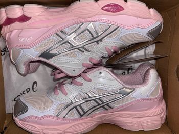 Asics Gel-NYC rose
