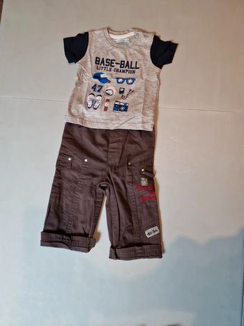 Pantalon + tee-shirt