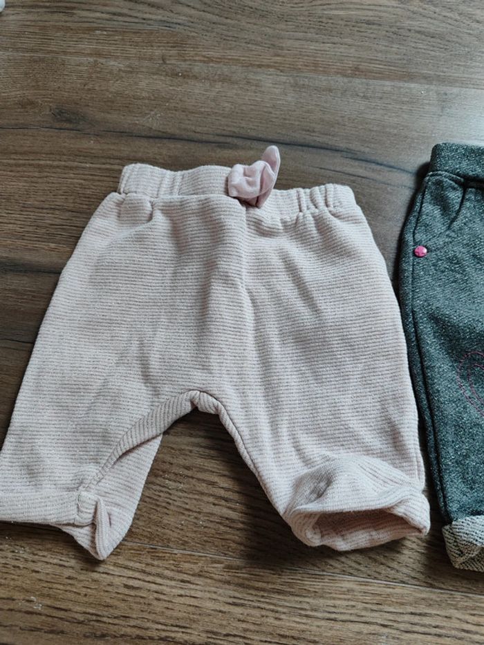 Lot pantalons - photo numéro 3