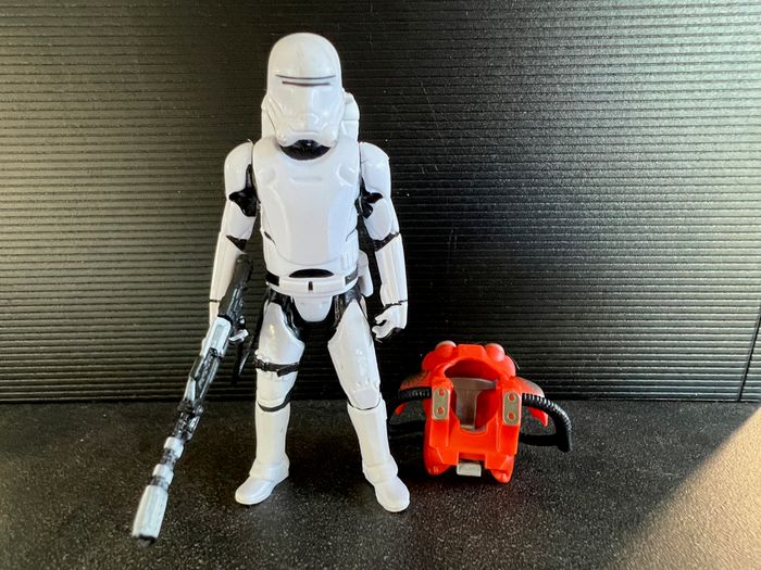 Flametrooper du Premier Ordre - Figurine Star Wars 10cm - photo numéro 2