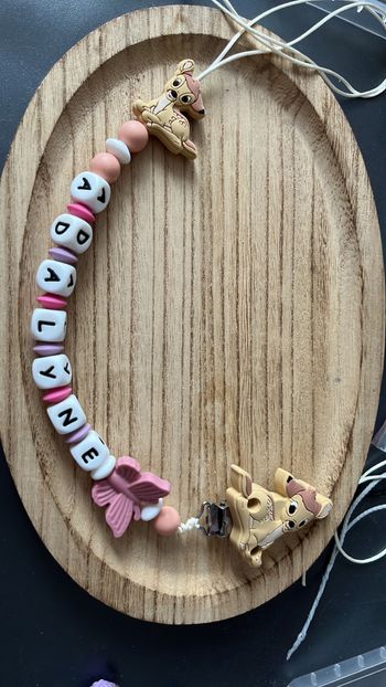 Attache tétine personnalisé bambie