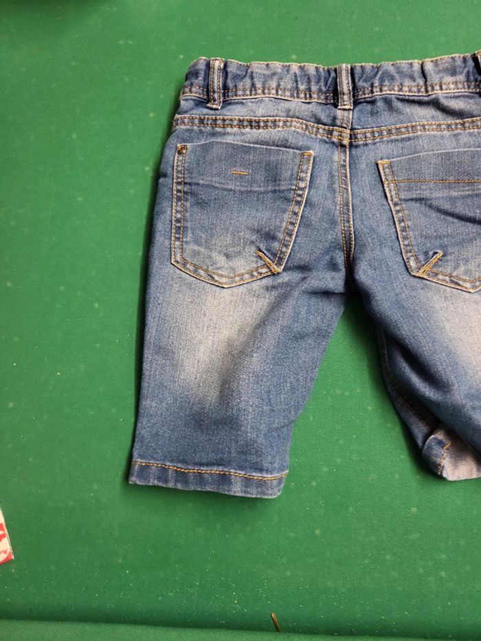 Short tape a l oeil 6 ans - photo numéro 5