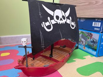 Bateau pirate Playmobil 