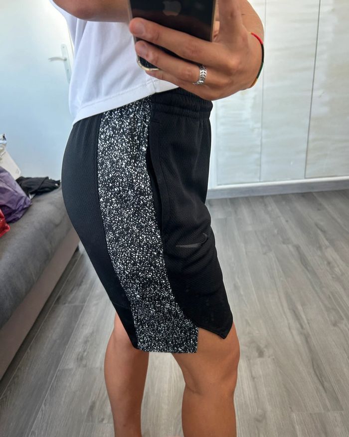 Short Nike - photo numéro 2