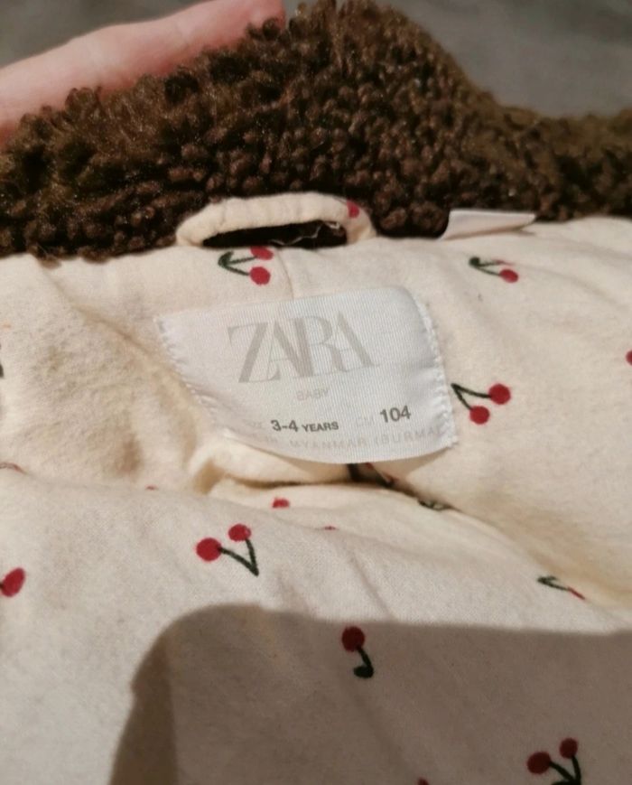 Manteau zara taille 3/4 ans taille plus un 4 ans - photo numéro 2