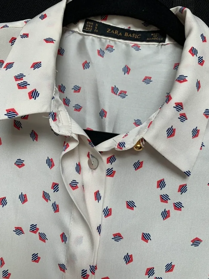 Blouse Zara taille S blanc crème à motif - photo numéro 2