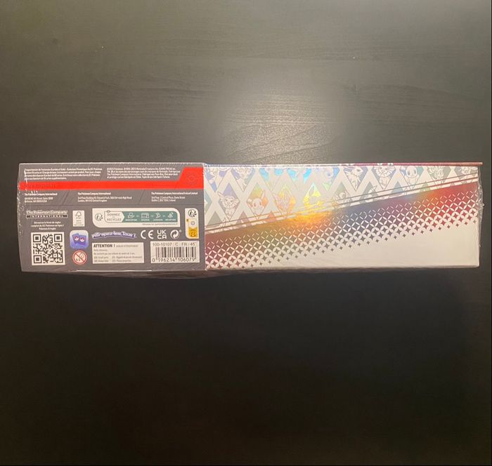 Collection Super Premium Pokémon (SPC) 8.5 Évolutions Prismatiques – Neuf