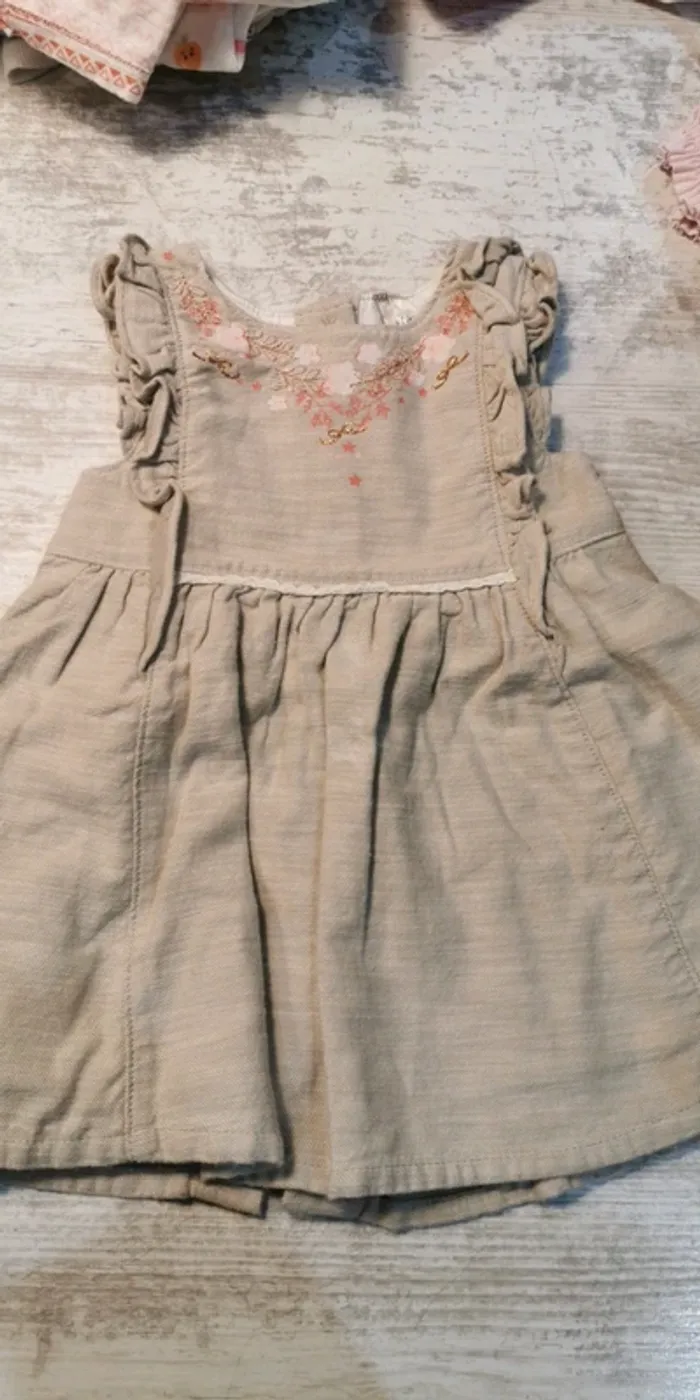 Robe beige Orchestra 9 mois