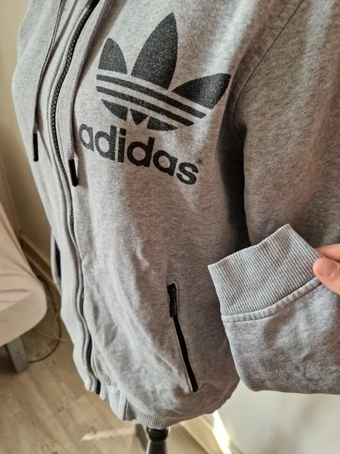 Veste sweat a capuche zip Adidas vintage taille xs - photo numéro 2