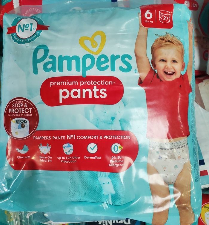 Couches Culottes pampers prenium protection taille 6, 27 Culottes.