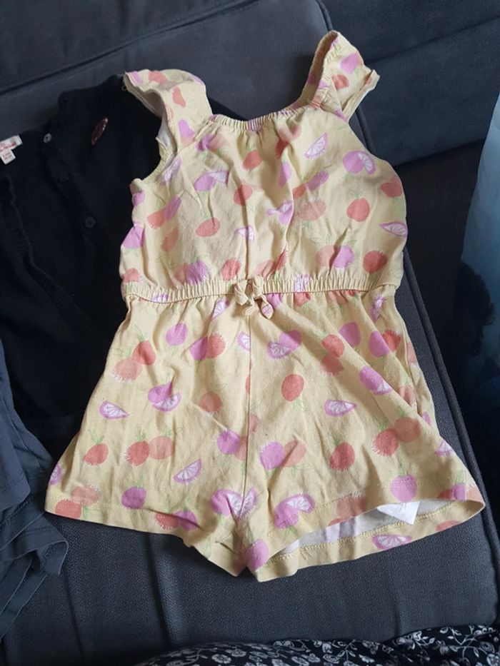 Lot robe te shirt manche longue et gilet fille 3 ans - photo numéro 2