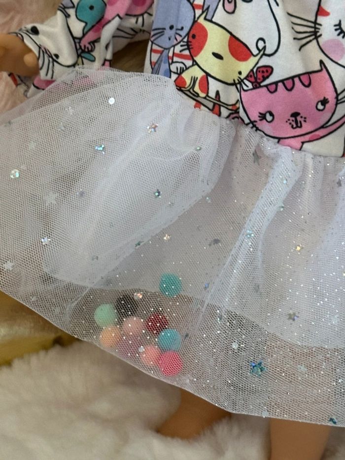 Ma poupée Corolle avec sa robe chat - photo numéro 4
