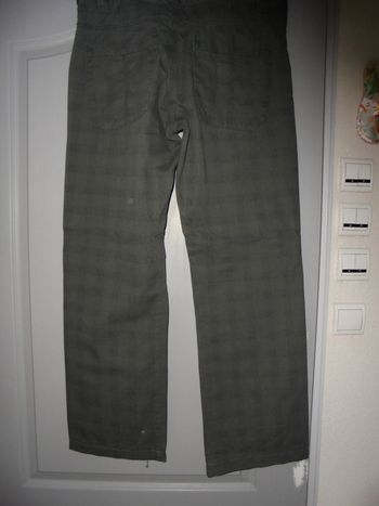 Pantalon T44  homme à carreaux kaki