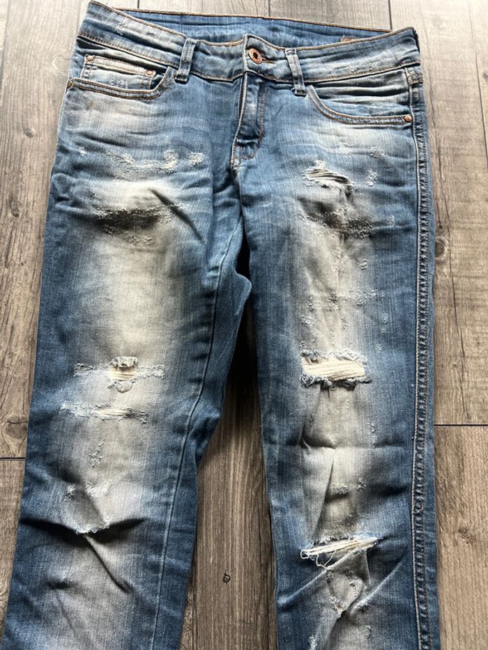 Jeans troués - photo numéro 5