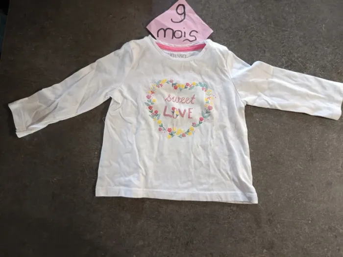 Lot t-shirt in extenso 9 mois - photo numéro 4