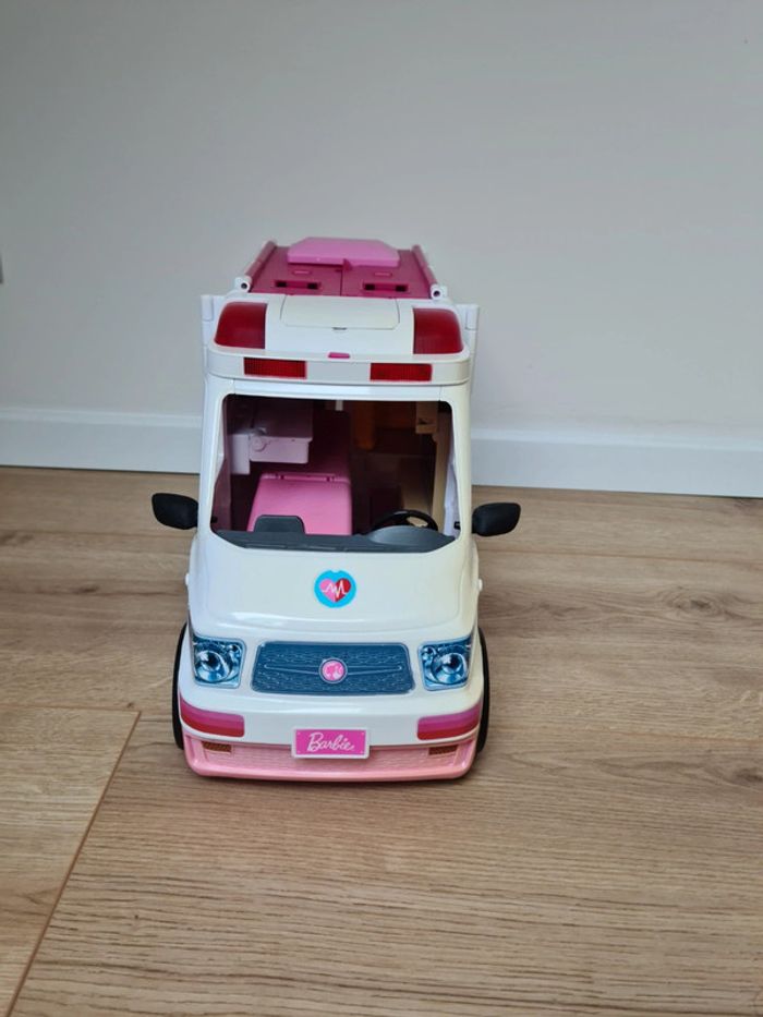 Véhicule médical / ambulance Barbie - photo numéro 2
