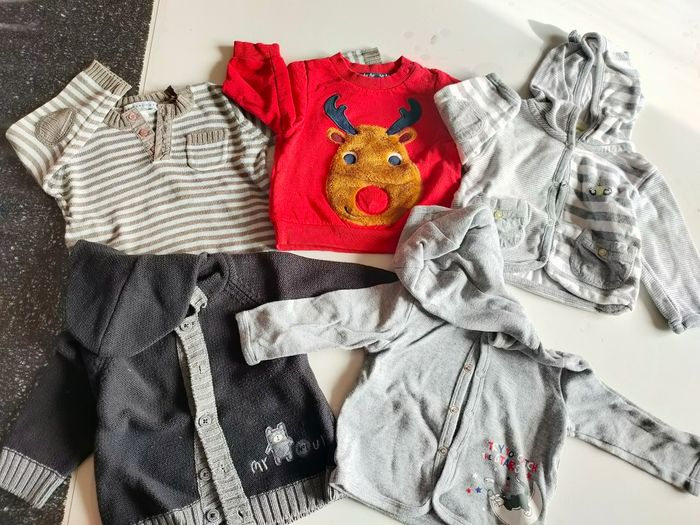 Lot vêtements garçon 6 mois - photo numéro 7